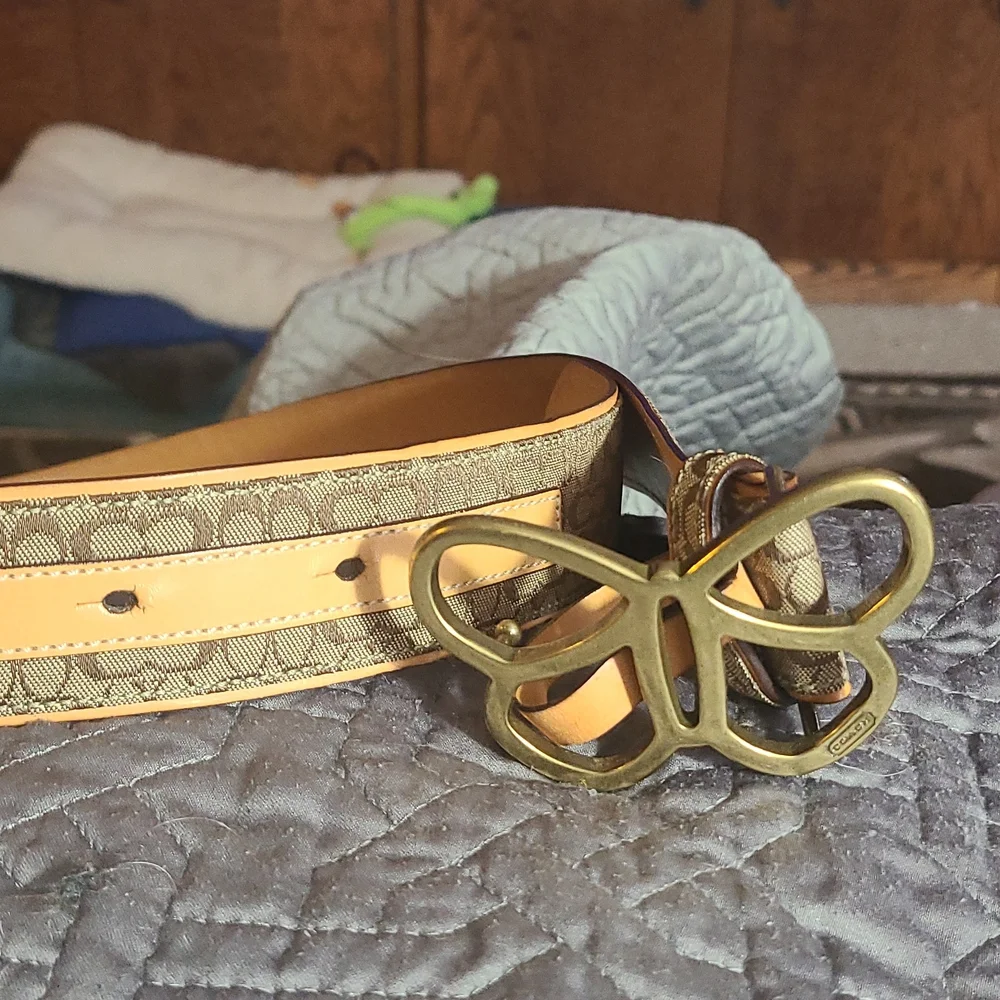 Vintage Coach Butterfly Buckle Belt - Picture 3 of 7